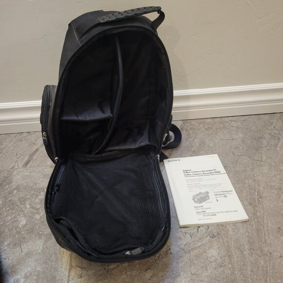 Sony DCR-TRV140E Digital8 Tape Digital Video Camera HANDYCAM Full Working Set - Picture 13 of 14